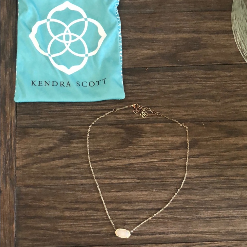 Kendra Scott Necklace